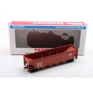 Walthers Trainline HO Scale NYC #916001 40 Offset Hopper (931 1654)