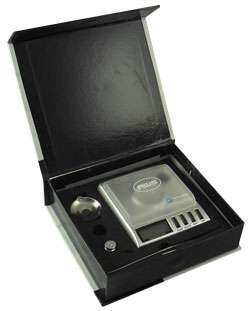 Weighs up to 20g in 0.001g increments Includes carrying case with 