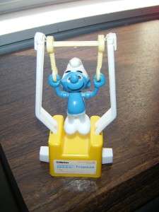 SMURF~TRAPEZE~1981~PEYO~TV CARTOON TOY  