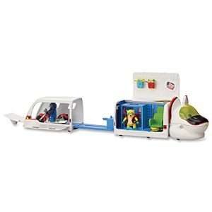   Special Agent Oso R.R. Rapide Command Center Play Set: Toys & Games
