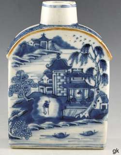   Porcelain Tea Caddy Traditional Blue & White Design 1700s Gilt  