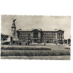  Vintage Post Card Buckingham Palace, London, RF32, Real 