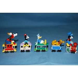 Mickey Mouse Holiday Express  SET OF 5 COLLECTIBLE FIGURINES (NEW 