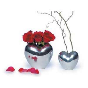  Corazon Heart Cast Aluminum Vase