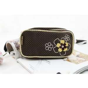  New Adorable Daisy Love Brown Double Zipper Cosmetic Bag Beauty