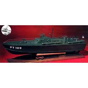  Dumas   1233 US Navy PT 109 33 Kit (R/C Boats): Toys 