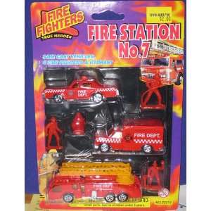  Fire Fighters  True Heroes. Fire Station #7: Toys & Games