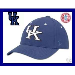    KENTUCKY WILDCATS BASKETBALL FITTED 7 NEW HAT CAP 