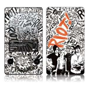   Microsoft Zune  80GB  Paramore  Riot Skin  Players & Accessories