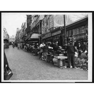  Street Market,Lepic,Paris,France,1947,street vendors: Home 