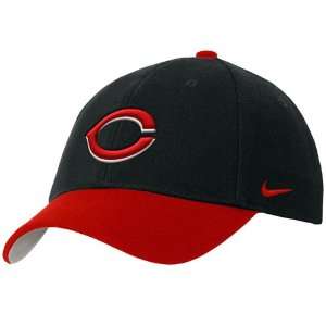  Reds Black W/ Red Bill Wool Classic III Hat: Sports & Outdoors