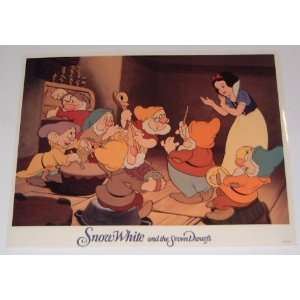 Snow White and the Seven Dwarfs   Movie Poster Print   11 x 14 inches 