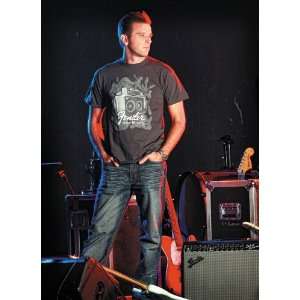  Fender® Instruments T Shirt, Charcoal, L: Musical 