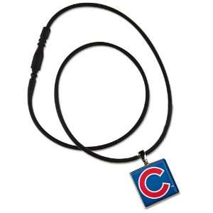  CHICAGO CUBS OFFICIAL 18 MLB NECKLACE