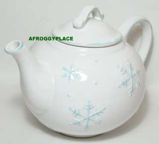  Snowflake 32oz 4 Cup Betty Style Teapot NEW Ceramic RETIRED  