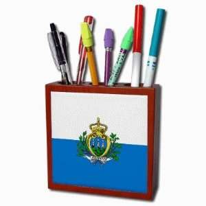  San Marino Flag Mahogany Wood Pencil Holder Office 