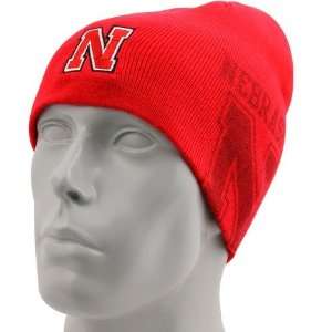   Nebraska Cornhuskers Red In the Paint Knit Beanie: Sports & Outdoors
