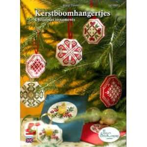  Kerstboomhangertjes (cross stitch Christmas ornaments 