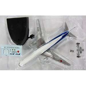   767 300 1/500 Scale Aircraft   F toys Japan: Everything Else