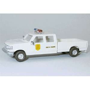   87) Iowa State Police Ford F350 4 Door Pickup Truck Toys & Games