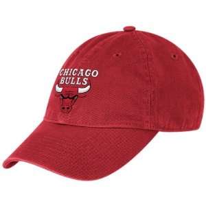  Bulls  Womens  Basic Logo Slouch Adjustable Hat: Sports & Outdoors