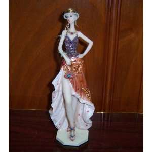  Beautiful Ethnic Lady Statue Figurine    10