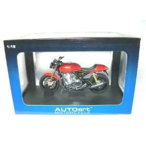  NORTON COMMANDO 952   RED 1:12 Autoart Diecast Motorcycle 