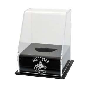  NHL Vancouver Canucks Single Hockey Puck Display Case with 