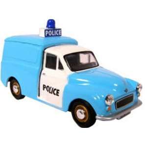 com oxford morris minor van police blue and white 1.76 railway scale 