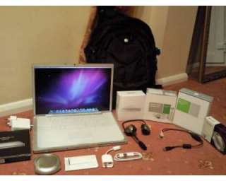 MacBook Pro 17 + un sacco di accessori a Ferrara    Annunci