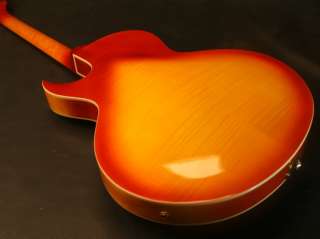 Gitano Electric Jazz Guitar Semi Hollow thinbody Flame Maple Gold CSB 
