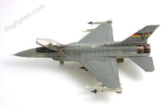 Built plastic model airplanes for sale Fighting Falcon F 16 Pro Built 