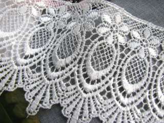   victorian style Venise Lace Trim in white. it measured about 4 (9 cm